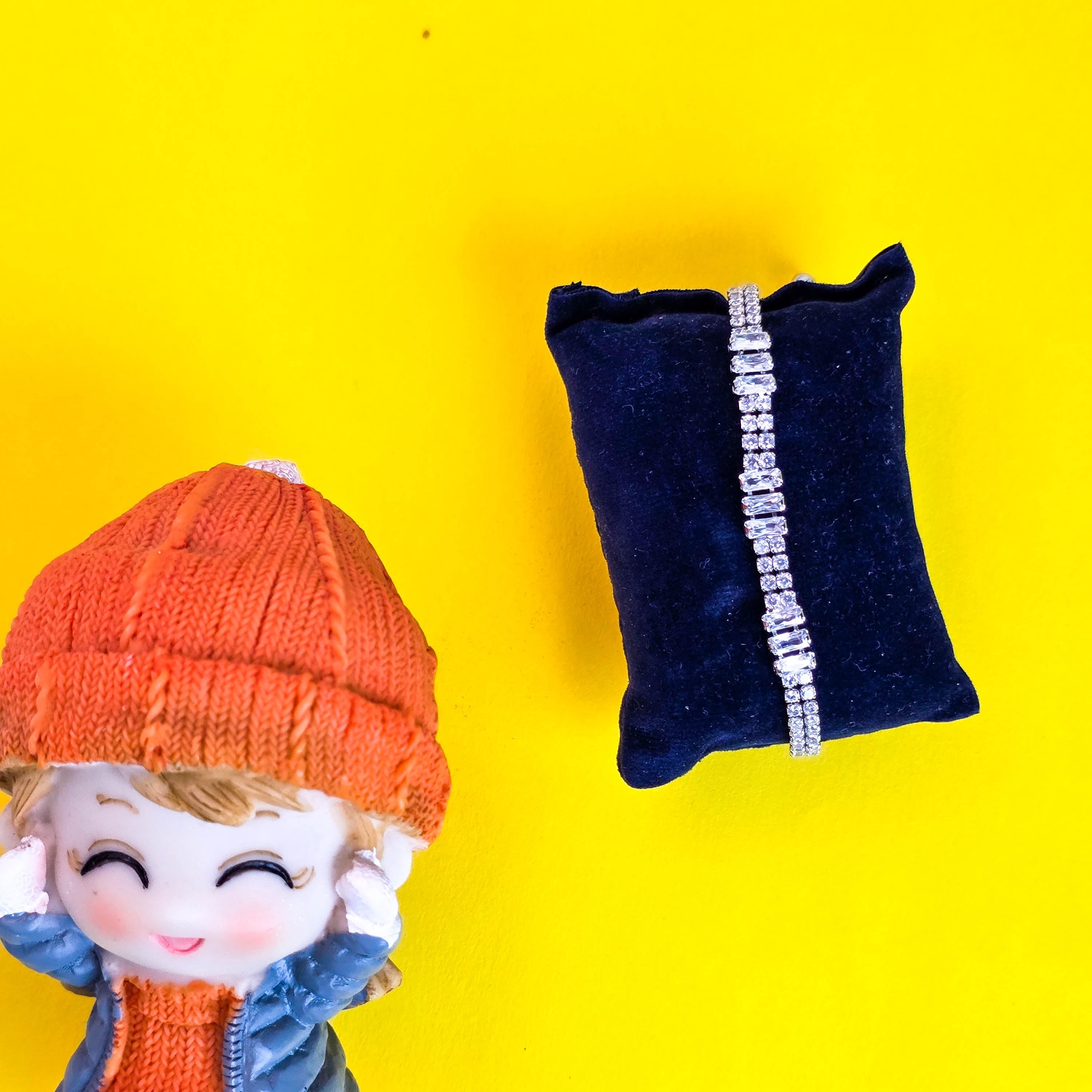 Elegant Imitation Diamond Bracelet | Unique Design